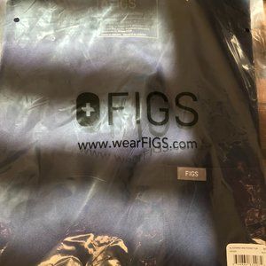 FIGS womens srubs